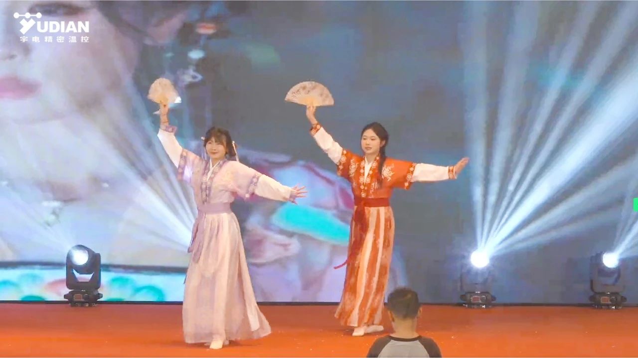 寄明月.jpg 寄明月.jpg